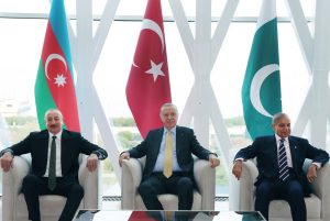 Pakistan PM Reaffirms Territorial Integrity at Azerbaijan Victory Day