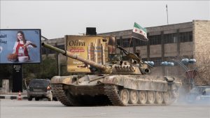 Civilians flee Aleppo as fighting erupts between Syrian army and SDF